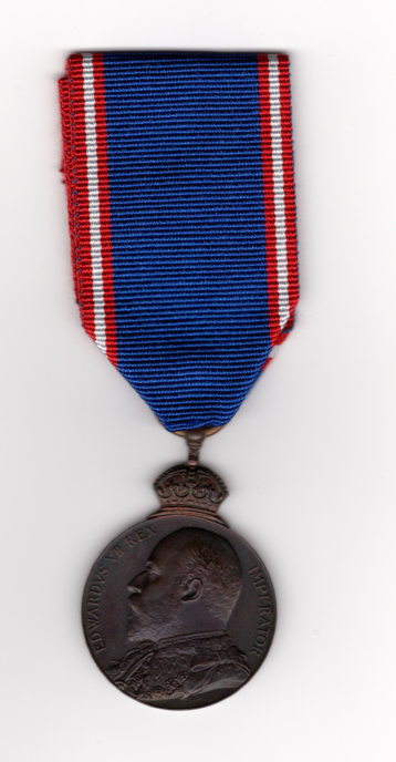 Royal Victorian Medal, Edward VII issue, bronze, unnamed as issued. GVF/EF