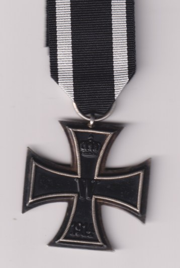 Iron Cross 1914-1918, Germany, 2nd Class, stamp mark FI on ring, GVF