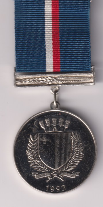 Malta George Cross 50th Anniversary Medal. EF