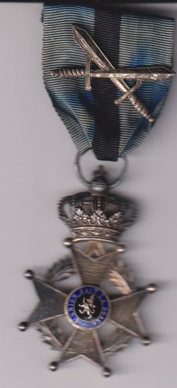 Belgium, Kingdom, Order of Leopold II Officer’s breast badge gilt and enamel, French motto with swords on the ribbon (Chevalier) EF