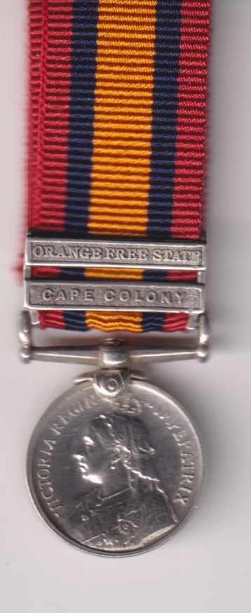 Queen's South Africa Medal 1899-1902, 2 clasps, Cape Colony, Orange Free State. GVF/EF