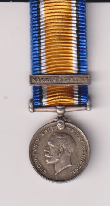 British War Medal, fixed suspender, 1 clasp Narrow Seas, 1915, contemporary. EF