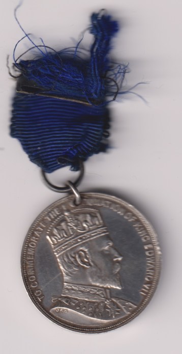 Natal Coronation Medal 1902, in silver 29mm on a piece of original ribbon and pin. GVF